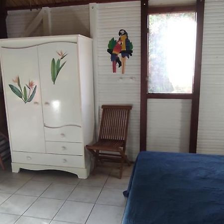 Bungalow Tout Confort Avec Piscine Partagee A 5 Mn De La Mer Saint-Francois  Extérieur photo