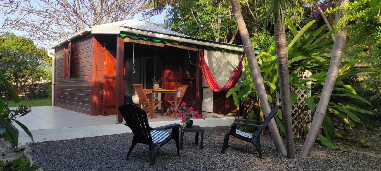 Bungalow Tout Confort Avec Piscine Partagee A 5 Mn De La Mer Saint-Francois  Extérieur photo